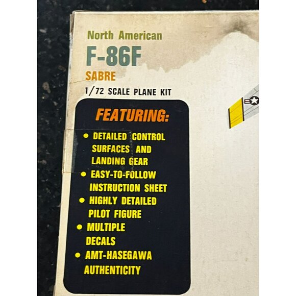 North American F-86F Sabre 1/72 Scale Model Kit A-627:100 AMT sealed - Picture 6 of 8
